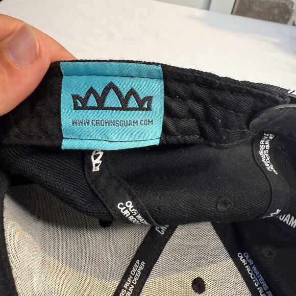 Crowns Solo Logo Classic Snapback - White on Black - Picture 3 of 6